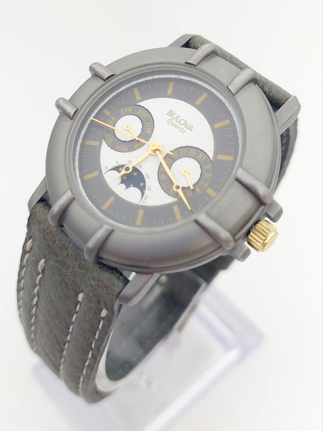 Vintage Bulova Navi star full date watch